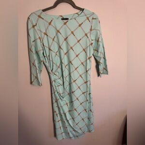 J. McLaughlin Mint and Gold chain pattern dress size Medium